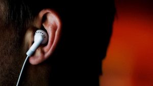 How Modern Hearing Aids Improve The Music Listening Experience