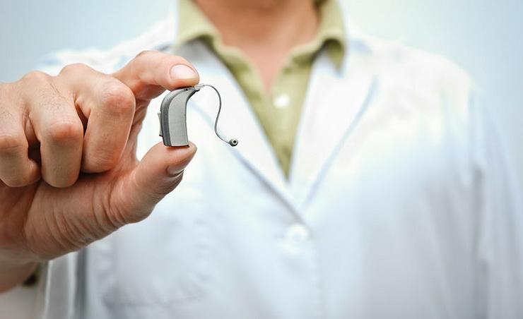 How Do Hearing Aids Work? 5 Features To Look For!