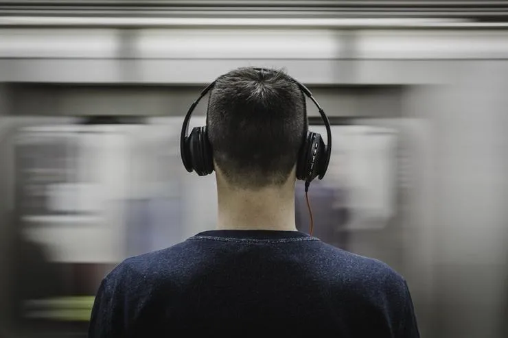 How Today’s Lifestyle Habits Can Be Damaging To The Ear’s Health!