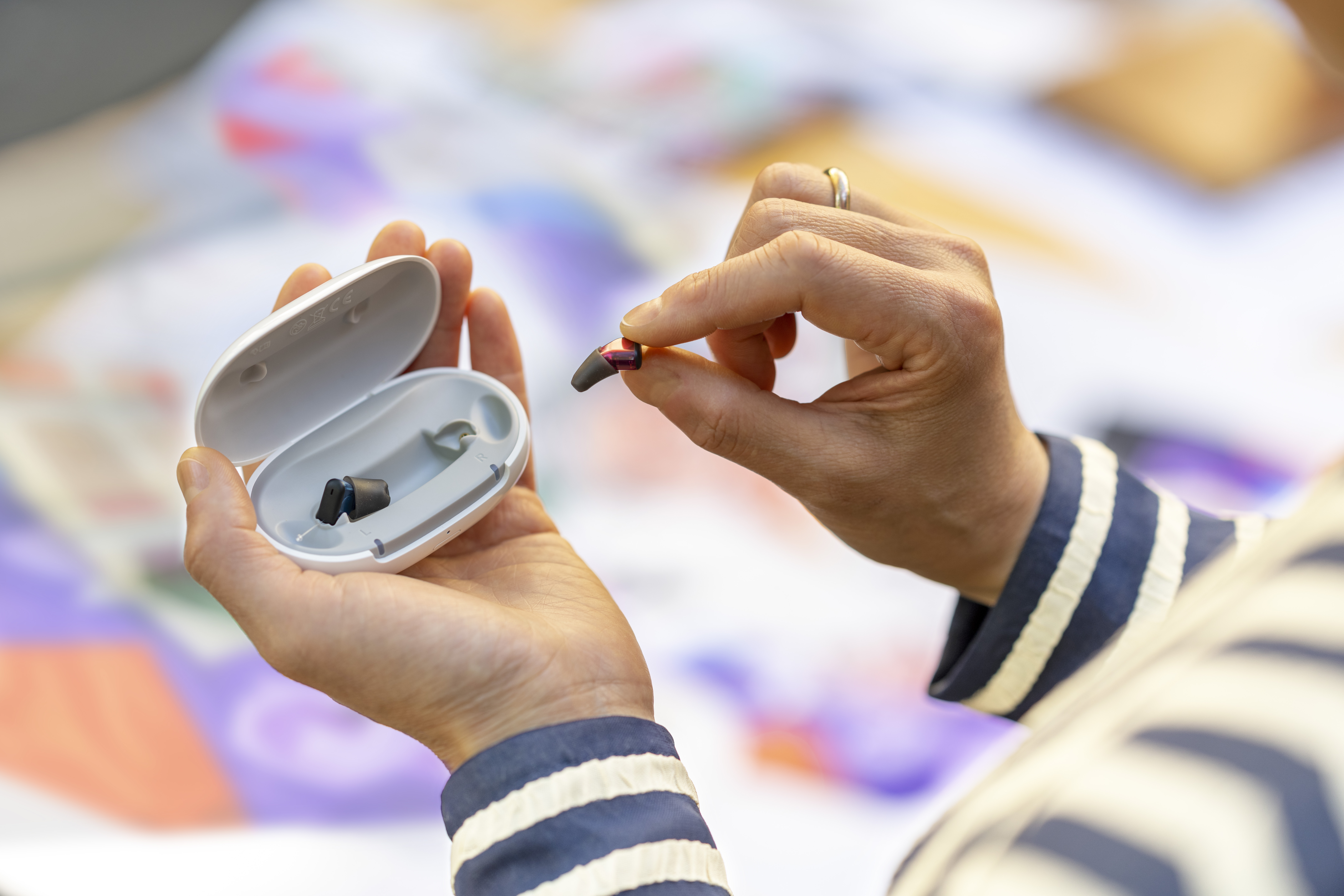 Silk Charge&Go CIC – invisible and rechargeable hearing aid for comfort